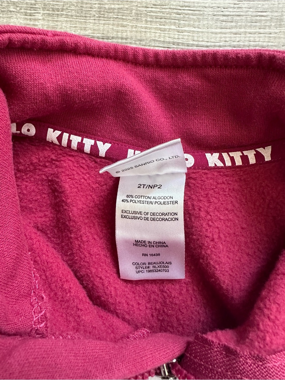 Hello Kitty Pull Over - Picture 3 of 4